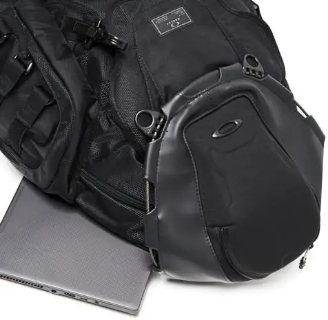 Oakley Kitchen Sink Backpack, Stealth Black, One Size - Image 4