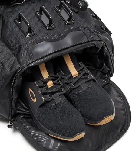 Oakley Kitchen Sink Backpack, Stealth Black, One Size - Image 5