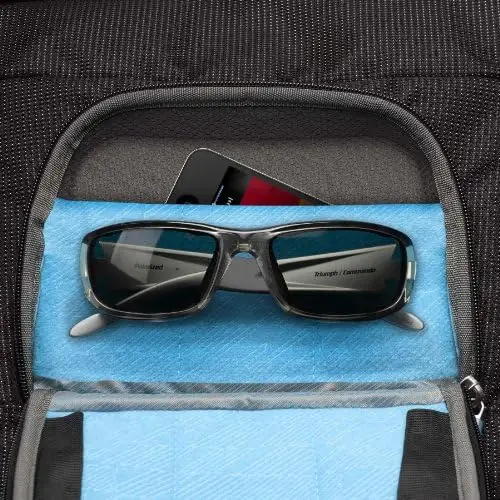 Thule Crossover 32L Backpack - 15inch MacBook Pro / 15.6inch PC/Tablet compatible - Crush proof sunglass/tech pocket - Travel backpack - Carry on sized backpack - Image 6